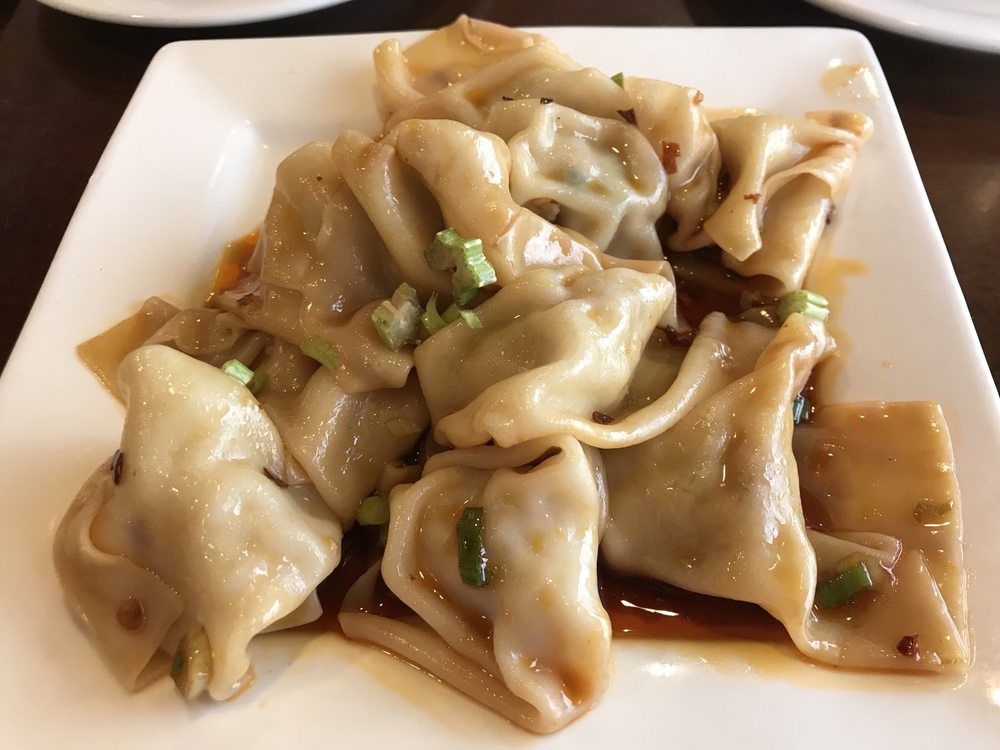 Szechuan wontons with chili oil at Cafe 101, a Chines Taiwanese Restaurant in Diamond Bar