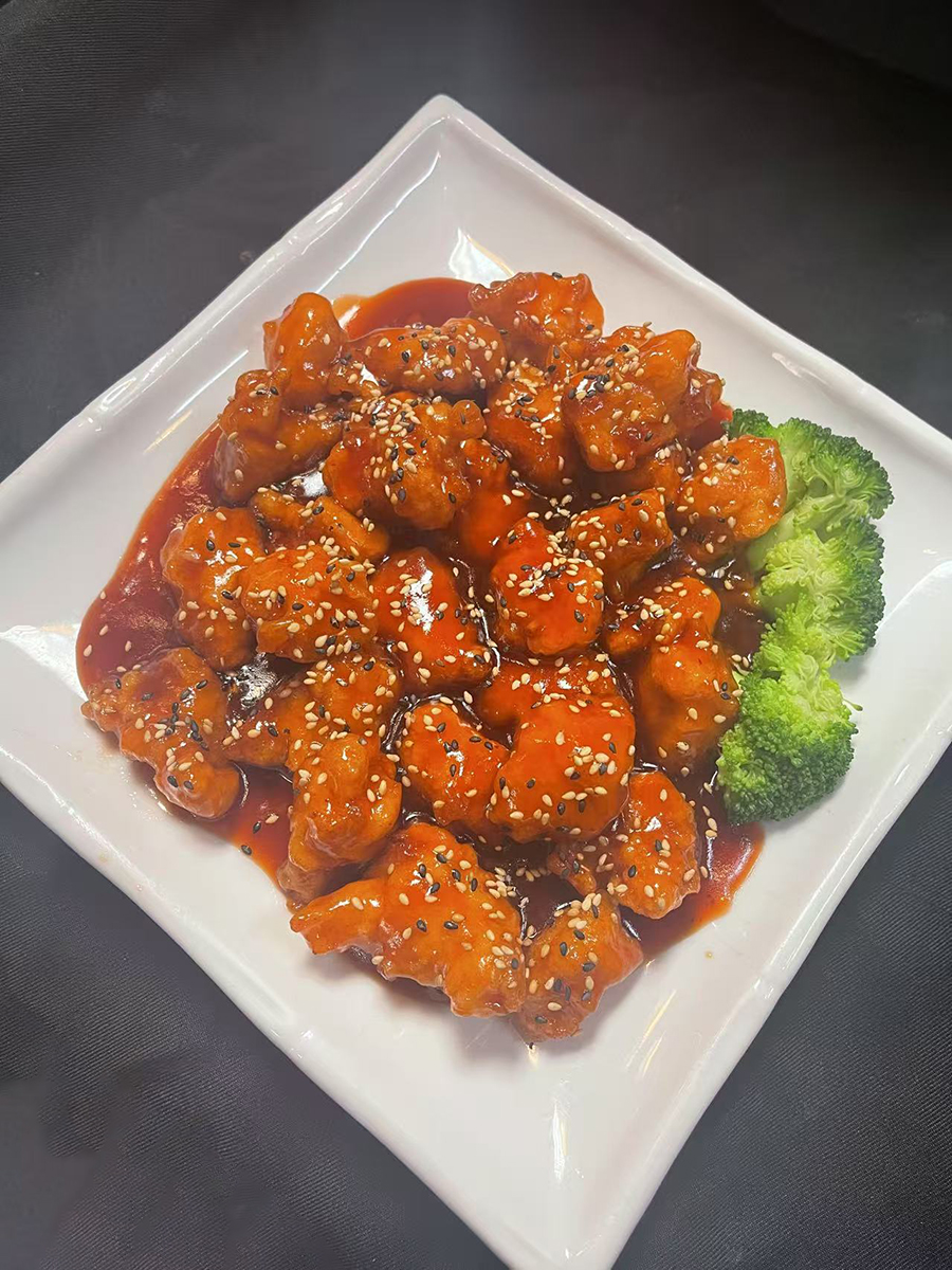 Saki-Asian-Restaurant-Sesame-Chicken-Overland-Park Sesame Chicken at Saki,a Asian Restaurant in Overland Park