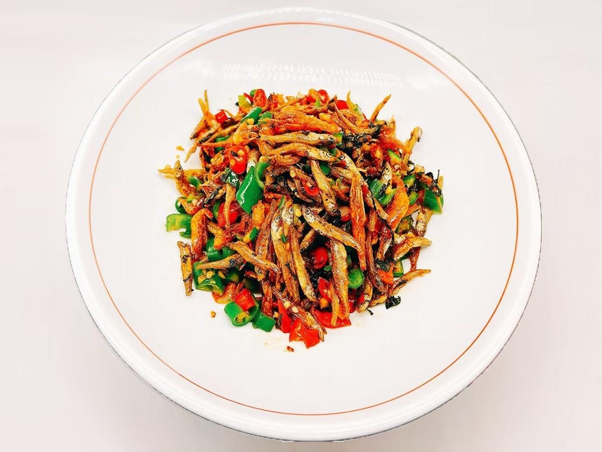 Small fish and shrimp stir - fried with green peppers at 28° North Old Changsha, a Chinese Restaurant in Rowland Heights.