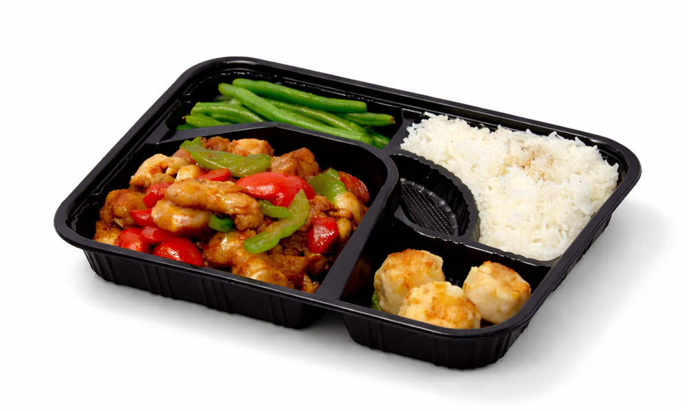 Black takeout bento with pepper chicken rice green beans shumai at 5PM MOMENTS, an Asian Fusion Bento restaurant in New Port Richry