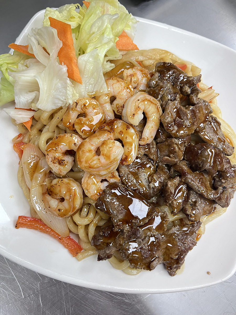beef & shrimp teriyaki udon at Akai Teriyaki，a Asian Restaurant in Pomona