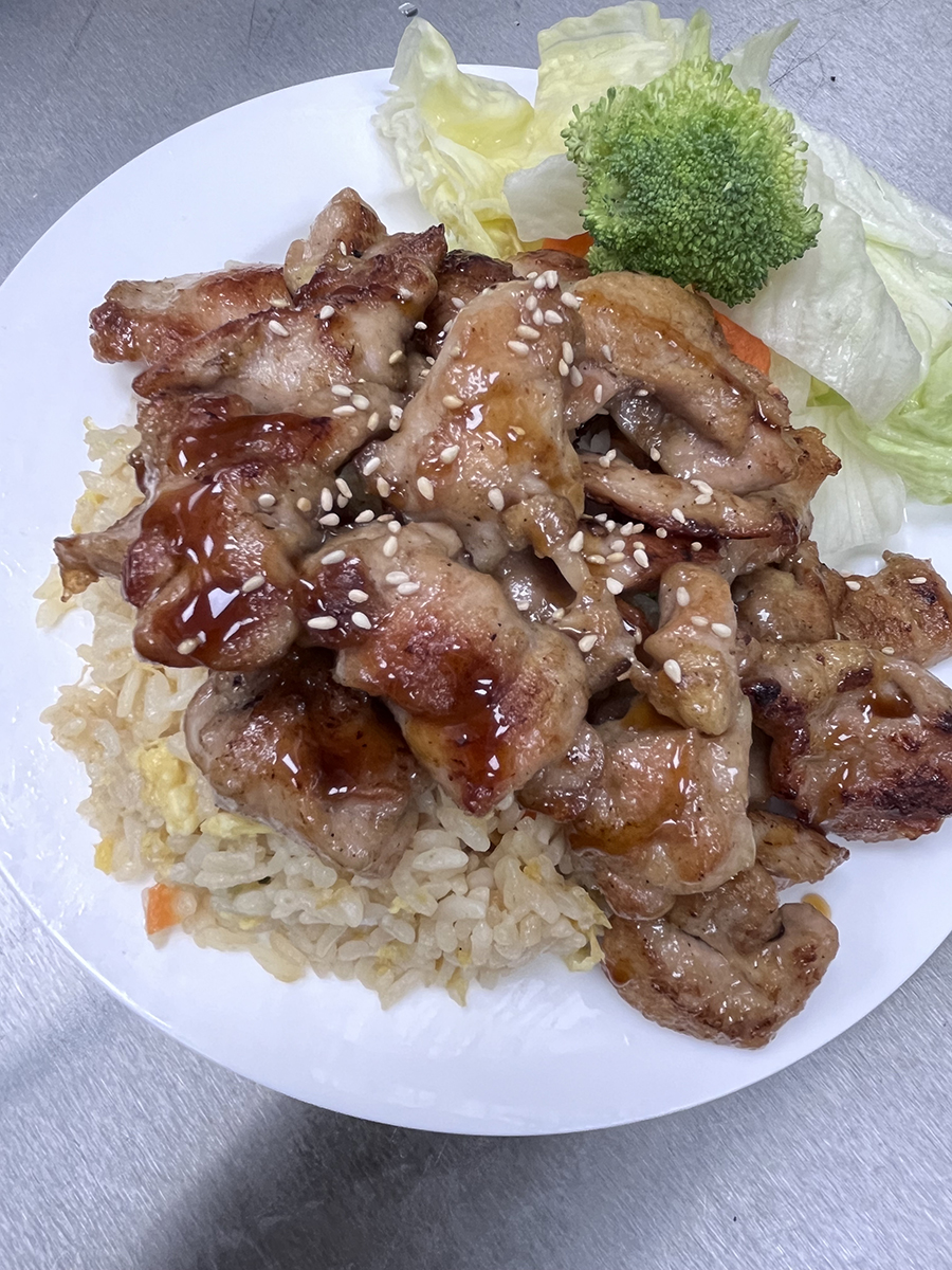 chicken teriyaki all day special at Akai Teriyaki，a Asian Restaurant in Pomona