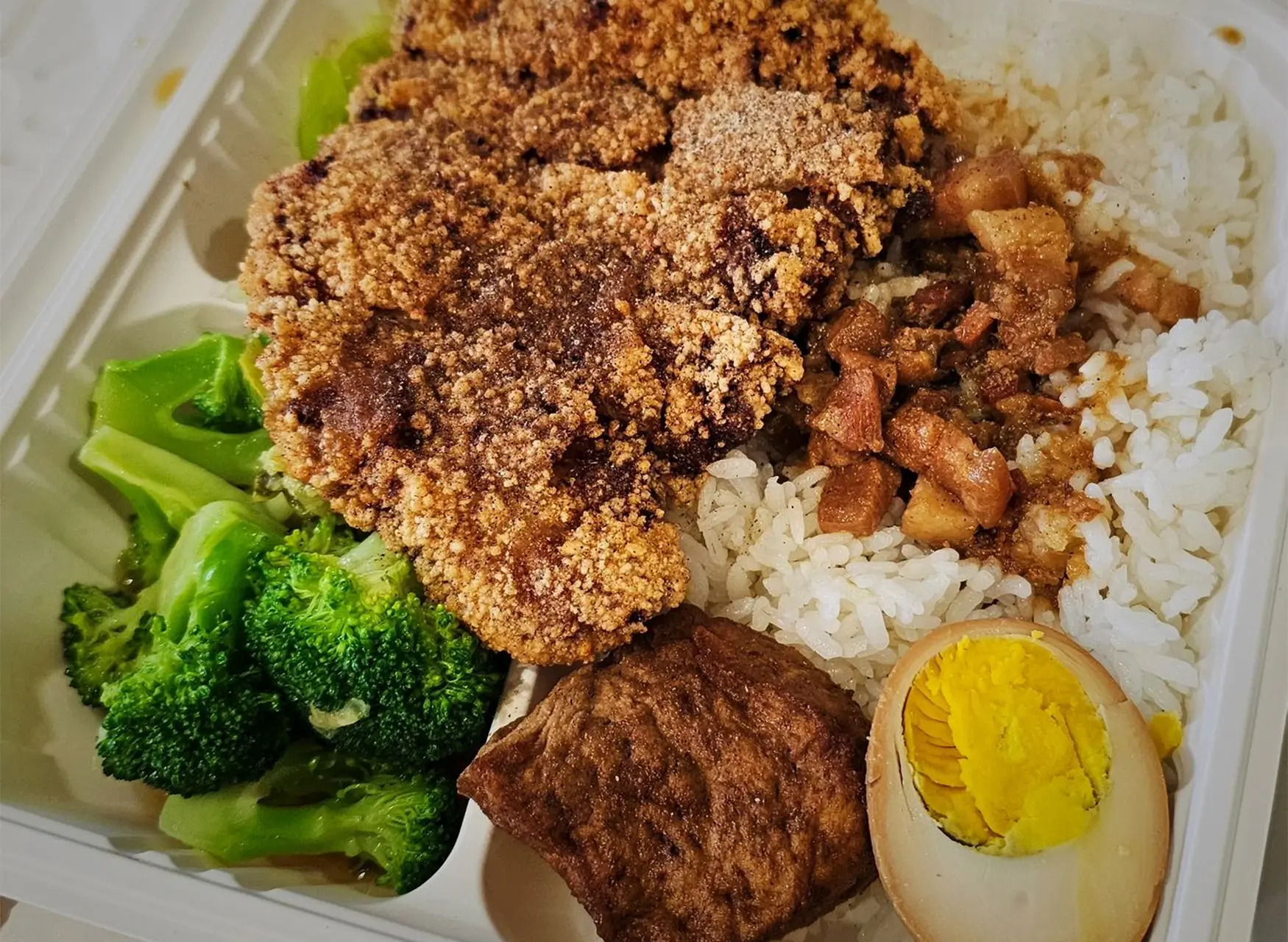 Pork chop and braised pork rice with broccoli and egg at All In 牡丹，a Chinese Taiwanese Restaurant in Rowland Heights