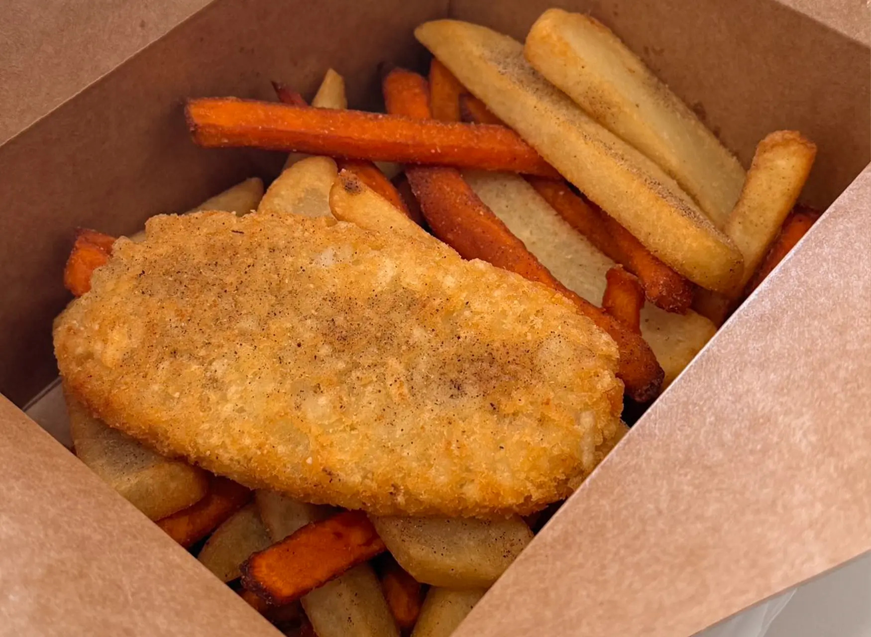Hash brown and mixed fries box at All In 牡丹，a Chinese Taiwanese Restaurant in Rowland Heights