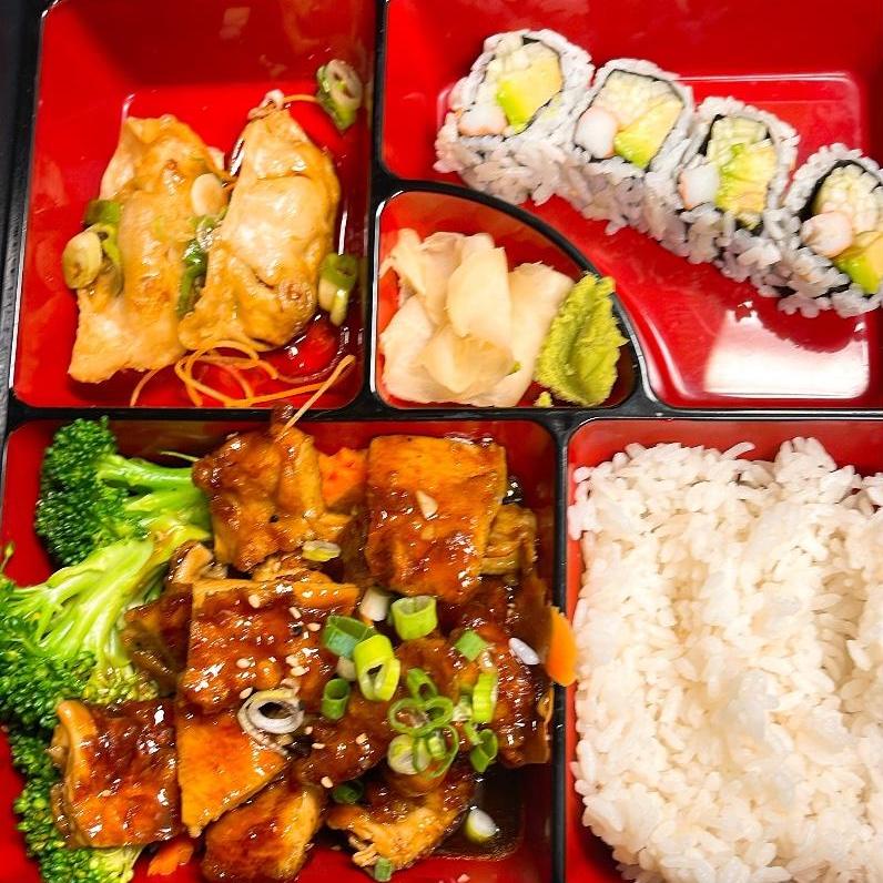 Asian fusion Thai Japanese Restaurant Bangkok Cuisine Menands | Menands