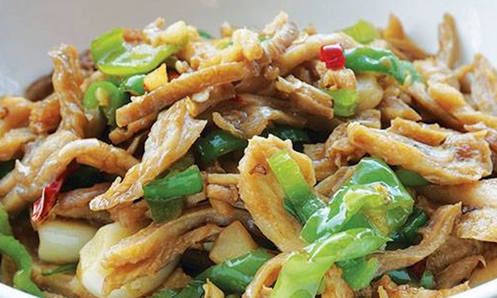 Stir-Fry Shredded Pork Intestine w.Green Pepper at Bao's Kitchen, a Chinese Restaurant in Wakefield