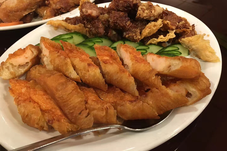 Blue Gibbon Restaurant Online Order Cincinnati OH