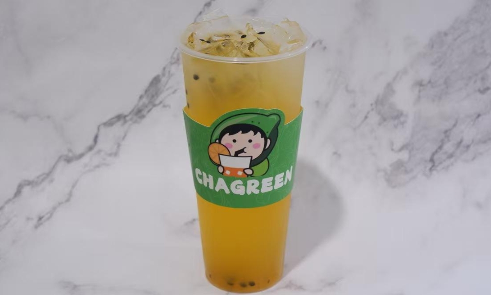 Refreshing passion fruit green tea with ice at Chagreen tea, a Bubble tea store in Wantagh.
