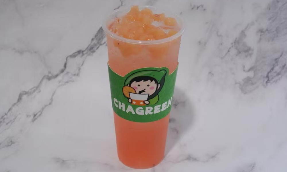 Refreshing peach green tea with ice at Chagreen tea, a Bubble tea store in Wantagh.