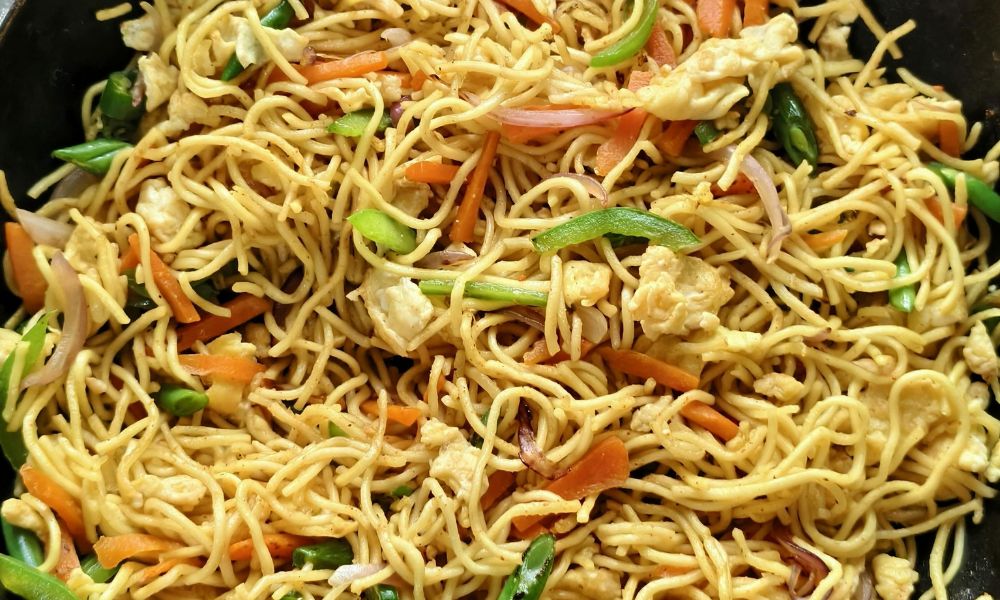 Stir-fried egg noodles with vegetables, carrots, onions, and bell peppers at Chef Ben Asian Cuisine & Ramen, a Asian fusion restaurant in Friendswood