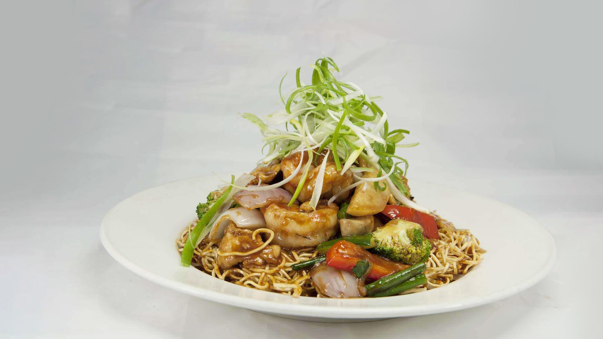 Pan-pan noodles w. Chicken & Shrimp at Cherry Amber, a Asian Fusion Restaurant in Plainview
