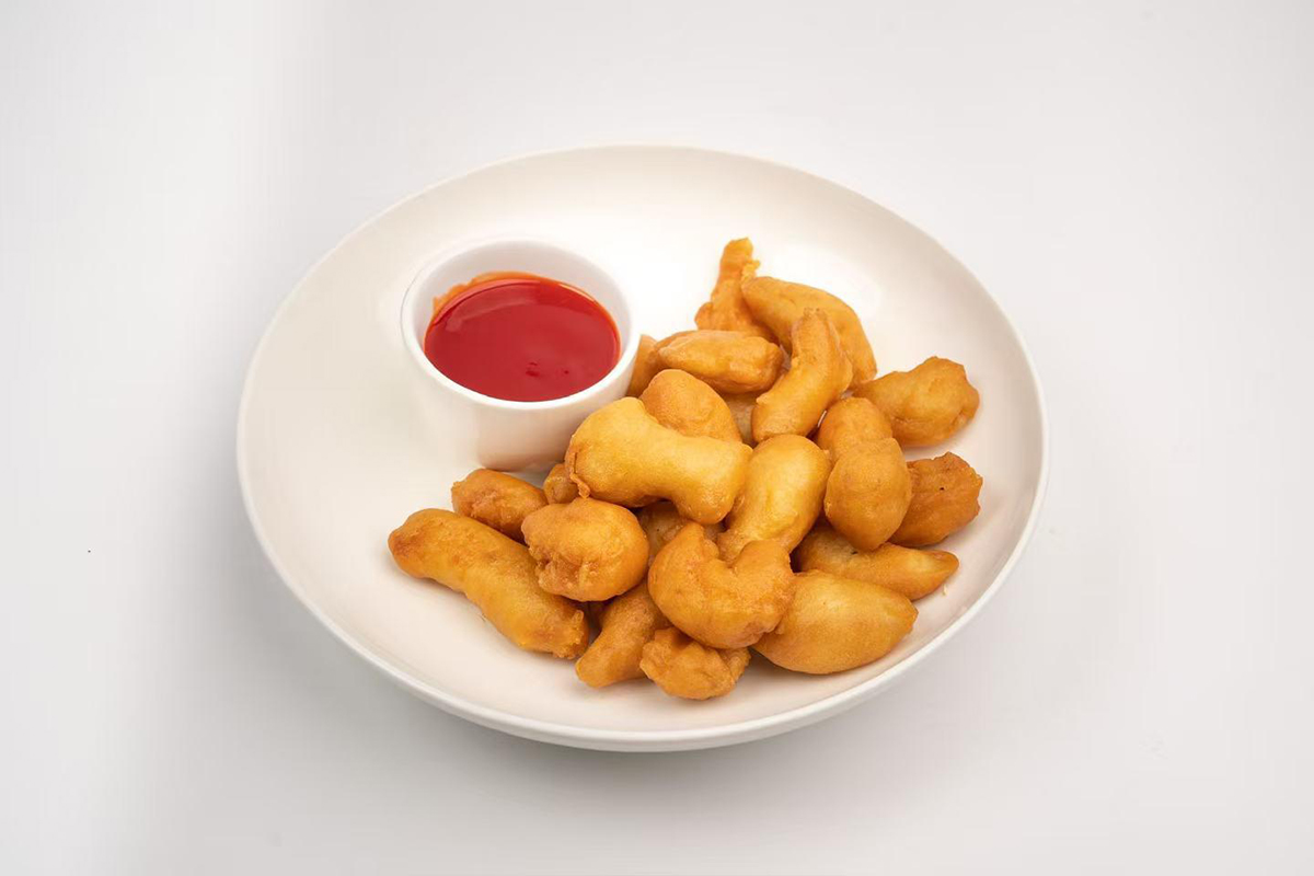 Sweet and Sour Chicken at China House，a Chinese Restaurant in Scotch Plains