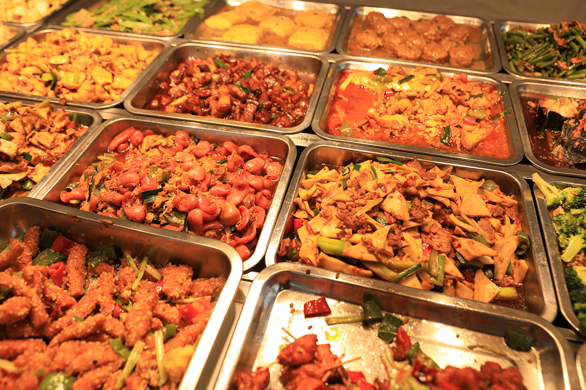 Kung Pao Chicken, Mapo Tofu, Stir-fried Pork, Braised Fish, Stir-fried Seasonal Vegetables, Other Chinese Dishes at China King Buffet，a Chinese Restaurant in Morgan City