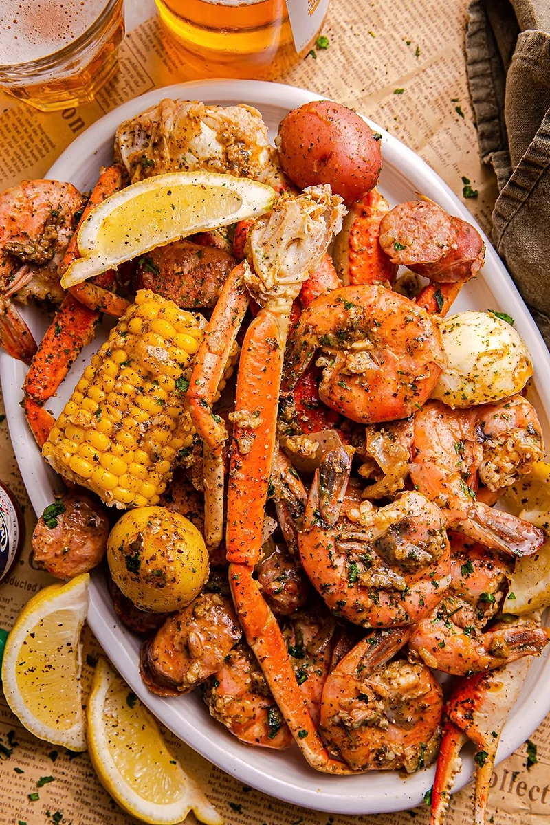 CHINA-KING-American-Chinese-Restaurant-Seafood-Lake-View A savory seafood mix featuring crab legs, jumbo shrimp, mussels, and more, seasoned to perfection at CHINA KING, a American Chinese restaurant in Lake View