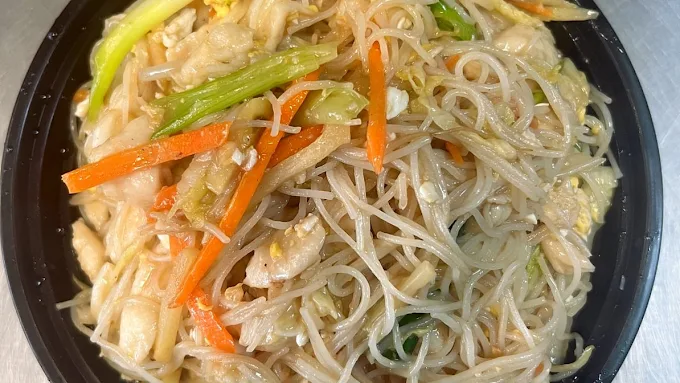 Chicken and roast pork mei fun from China Sky, a Chinese restaurant in Loxahatchee