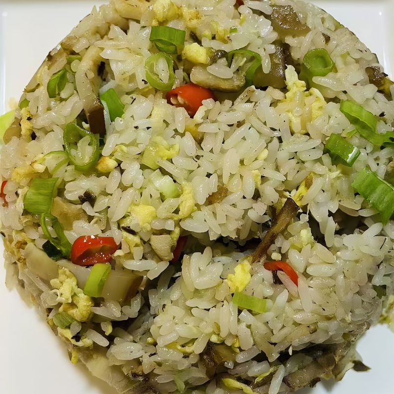 Chong-Qing-Restaurant-Chinese-Restaurant-Sichuan-Fried-Rice-East-Providence Fried rice with Sichuan flavors and veggies.