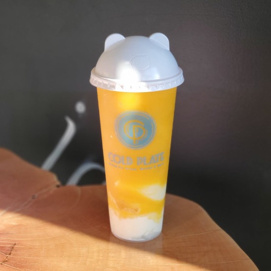 Mango Slush at Cold Plate，a Ice Cream Shop in Seattle