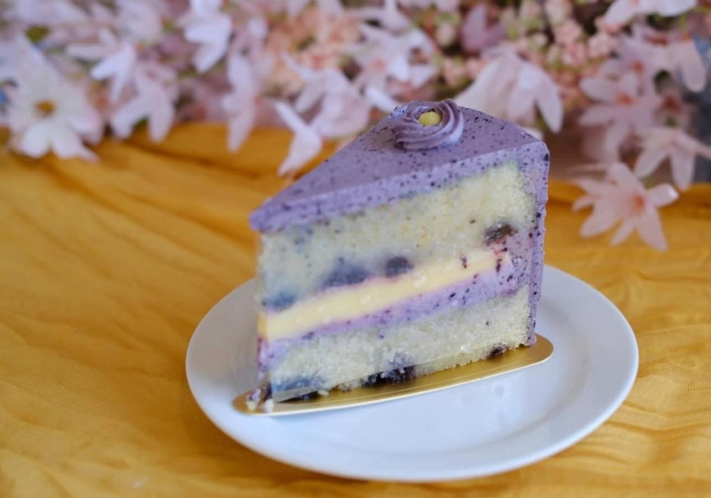Corner-Delights-Coffee-shop-Blueberry-Lemonade-Cake-Seattle Mongolian beef at Fulin's Asian, a Asian restaurant in Spring Hill