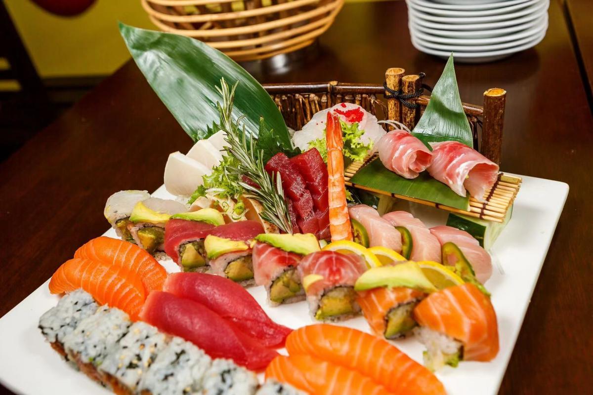 Cucumber Sushi & Salad Bar Japanese Order｜Staten