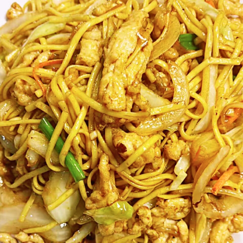 Chicken stir-fried noodles with veggies at Dallas Spicy Chinese Cuisine, a Chinese Restaurant in Plano.