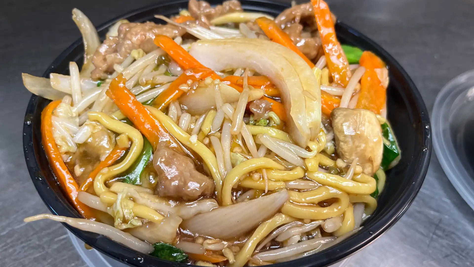 Beef Lo Mein at Dragon Palace, Chinese Restaurant in Tinley Park