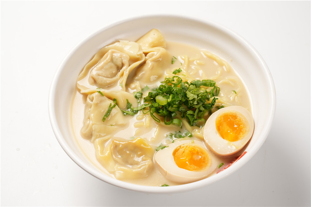 Wonton noodle soup with marinated egg at Dumpling Delight, a Chinese Restaurant in Millbrae