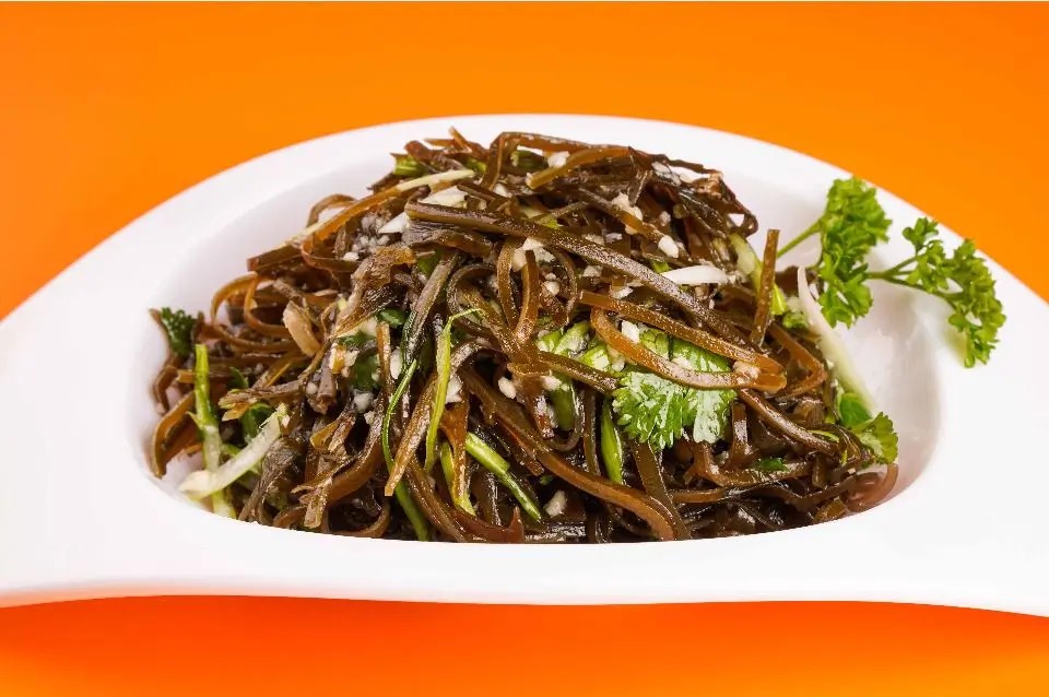 Garlic Seaweed Salad at Dumpling Mix, a Chinese restaurant in Redondo Beach