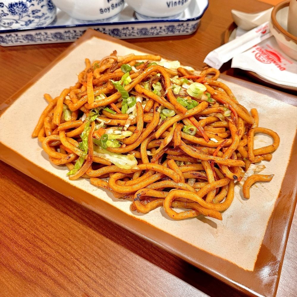 Stir-fried thick noodles with veggies at Dumpling U, a Chinese Restaurant in Fresno