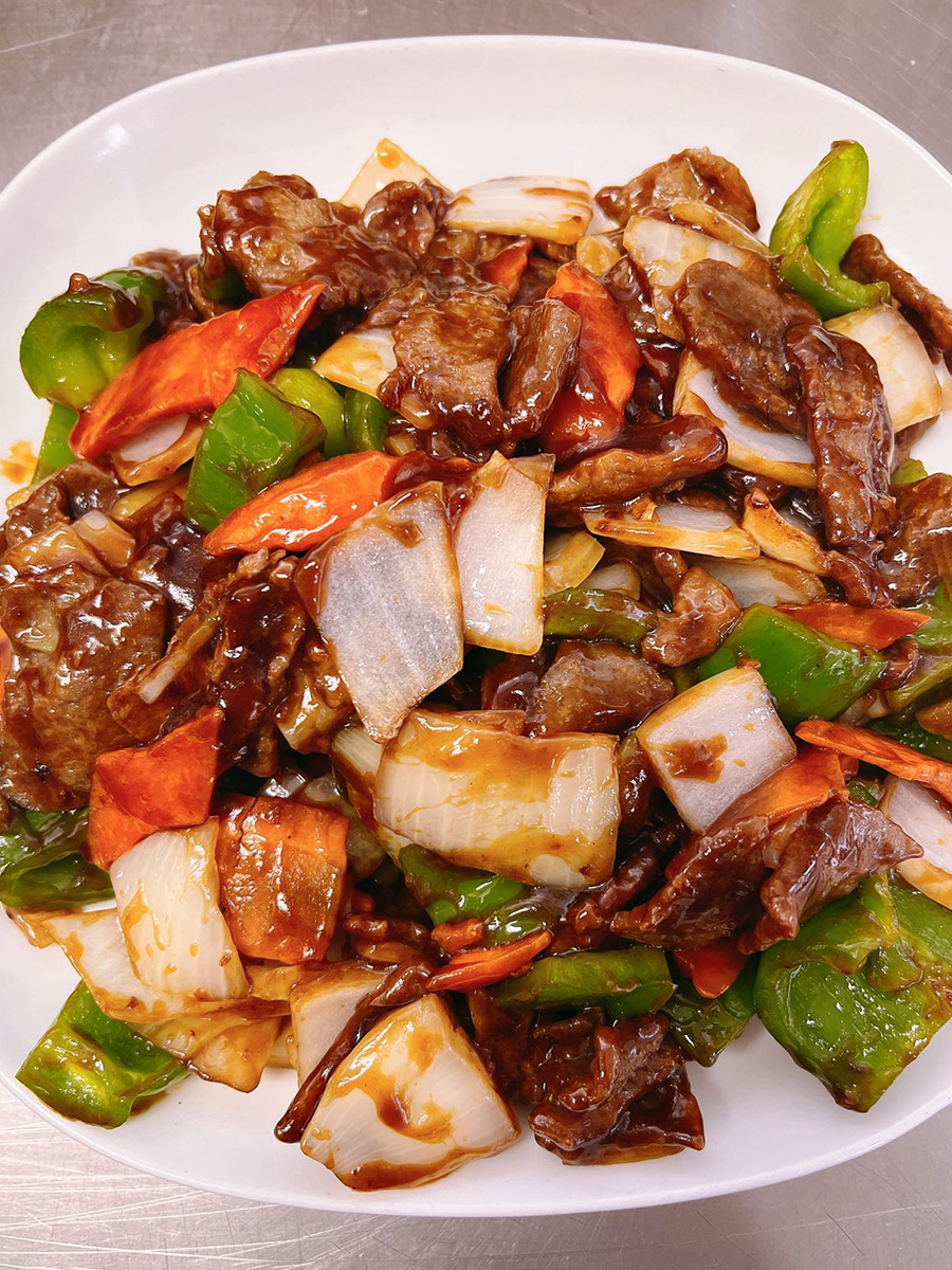 Eggroll-Inn-American-Chinese-Restaurant-Pepper-steak-Balch-Springs Pepper steak stir - fry with veggies at Eggroll Inn,a American Chinese Restaurant in Balch Springs