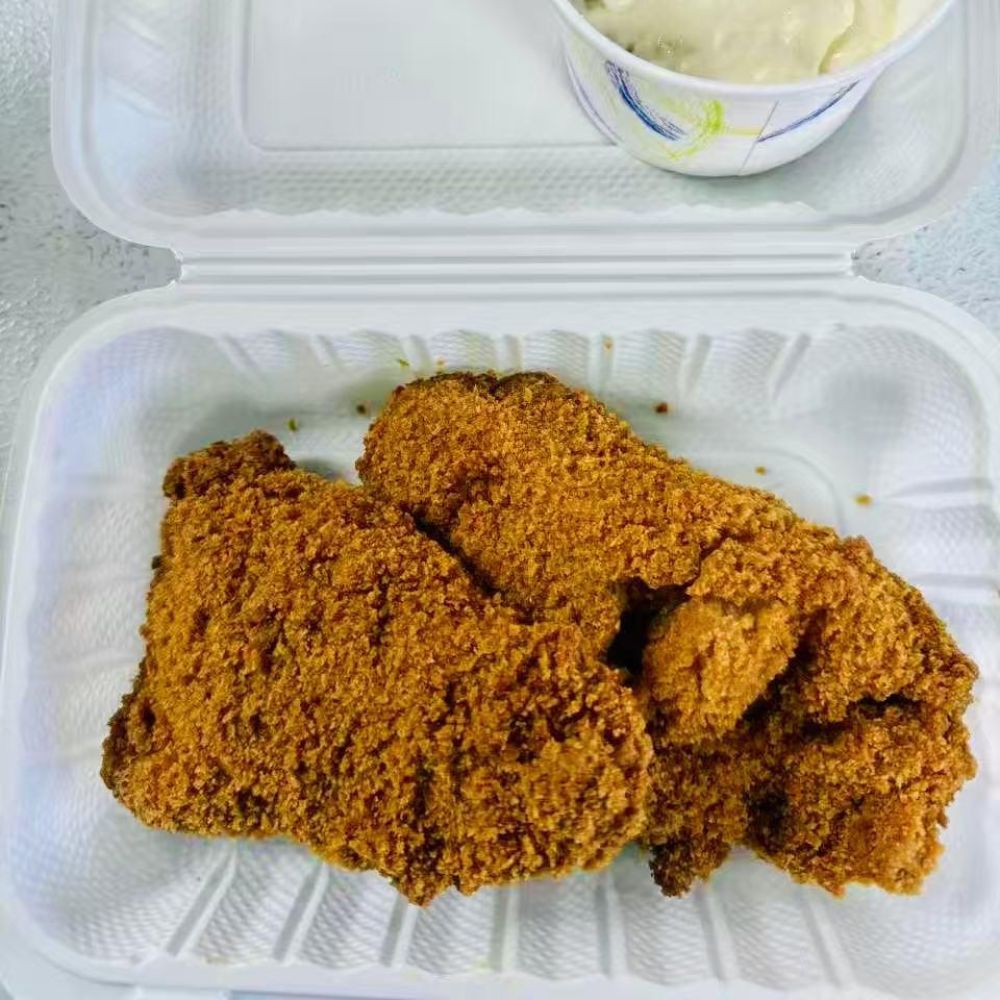 Empire-Wings-Chicken-Wings-Restaurant-Crispy-Fried-Chicken-with-Dip-Brooklyn Crispy fried chicken with a dip at Empire Wings, a Chicken Wings Restaurant in Brooklyn
