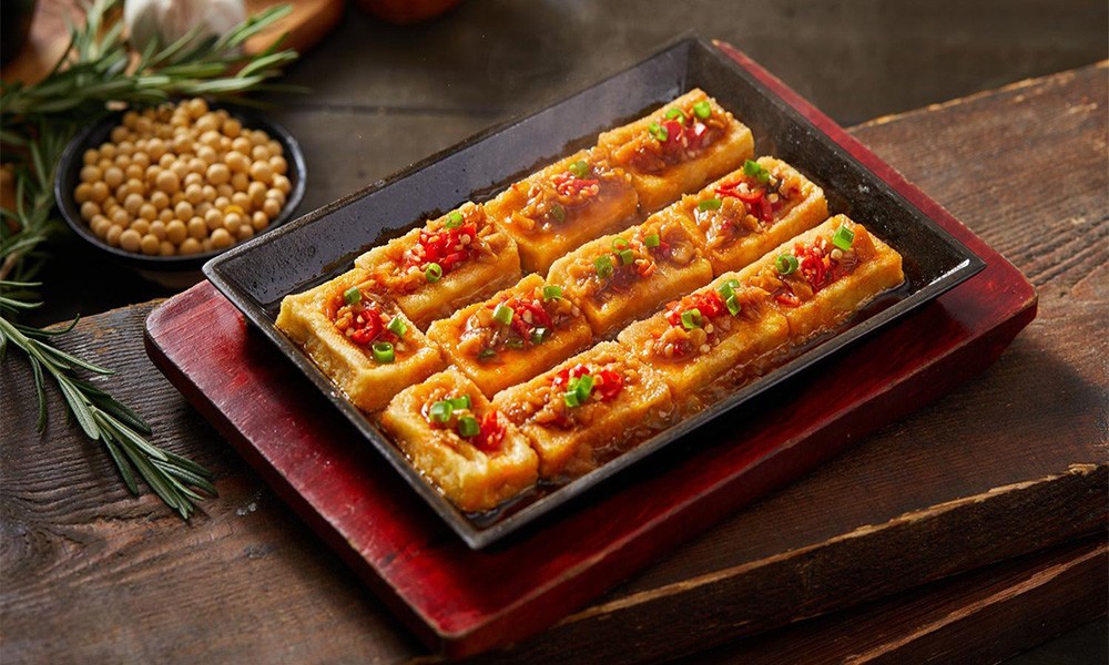 Pan-fried stuffed tofu with garlic and chili sauce at FENGMU, a Korean BBQ Restaurant in Rowland Heights