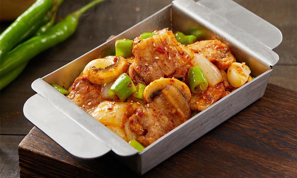 Stir-fried pork belly with mushrooms and green peppers at FENGMU, a Korean BBQ Restaurant in Rowland Heights
