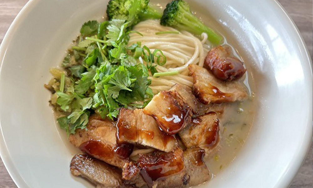 Fennel-Bistro-Clay-Pot-Rice-Chinese-restaurant-Bbq-Pork-w-Teriyaki-Chicken-City-of-Industry Bbq Pork w Teriyaki Chicken - Bbq pork and teriyaki chicken over rice at Fennel Bistro Clay Pot Rice 茴香煲仔饭,a Chinese restaurant in City of Industry