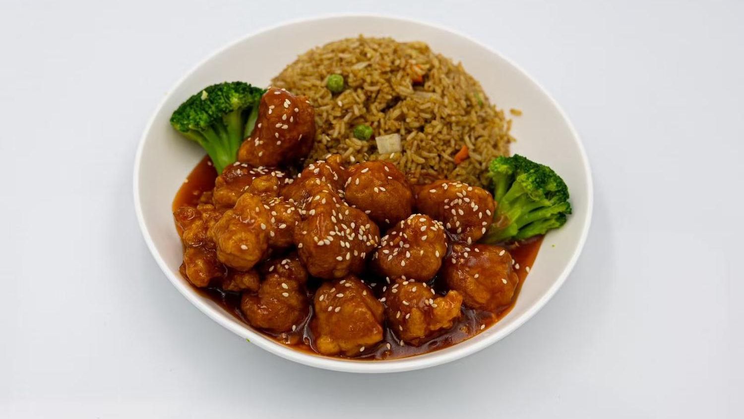Sesame Chicken at Fortune Cookie, a Kosher Chinese Restaurant in Oakhurst