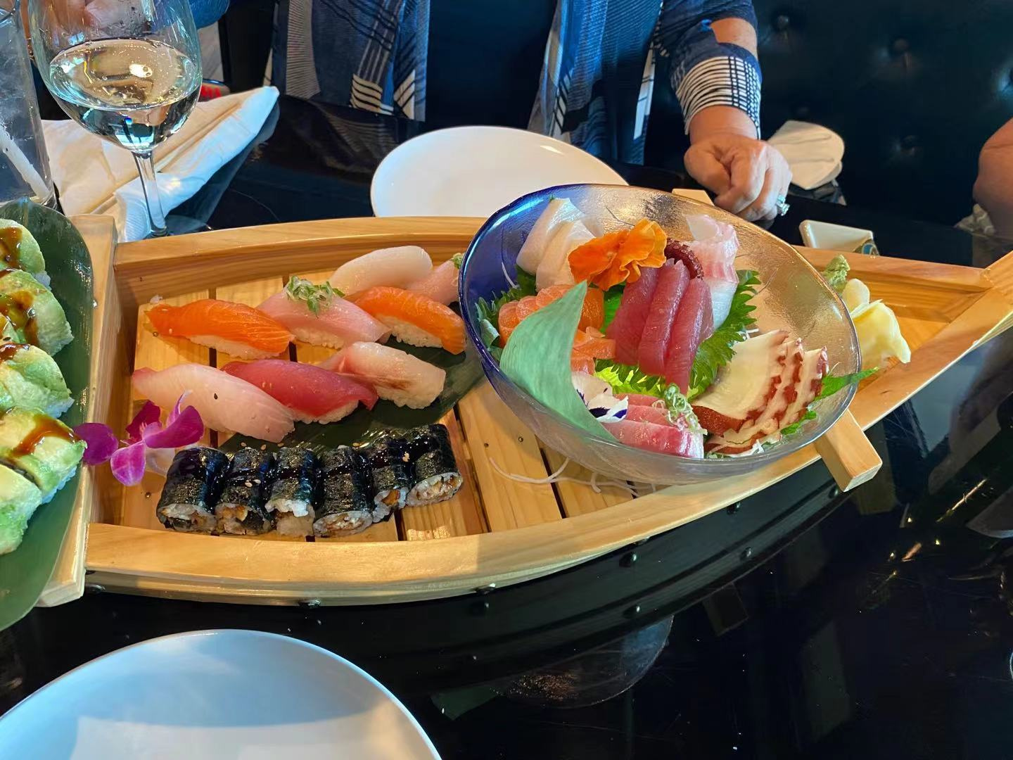 Fuji Sushi Hibachi Noodles Asian Fusion Order｜Venice｜FL