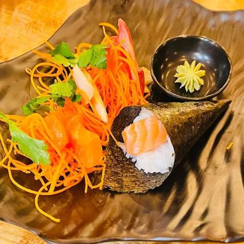 Salmon temaki at Fujiyama Sushi à Volonté Asian Restaurant in Granby