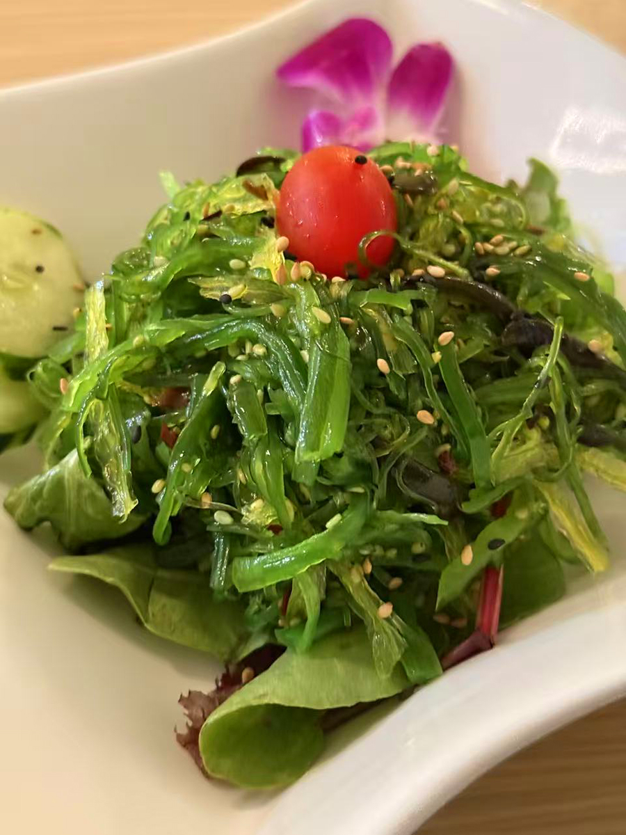 Seaweed Salad at Fukuda Sushi，a Japanese Restaurant in Forest Hills