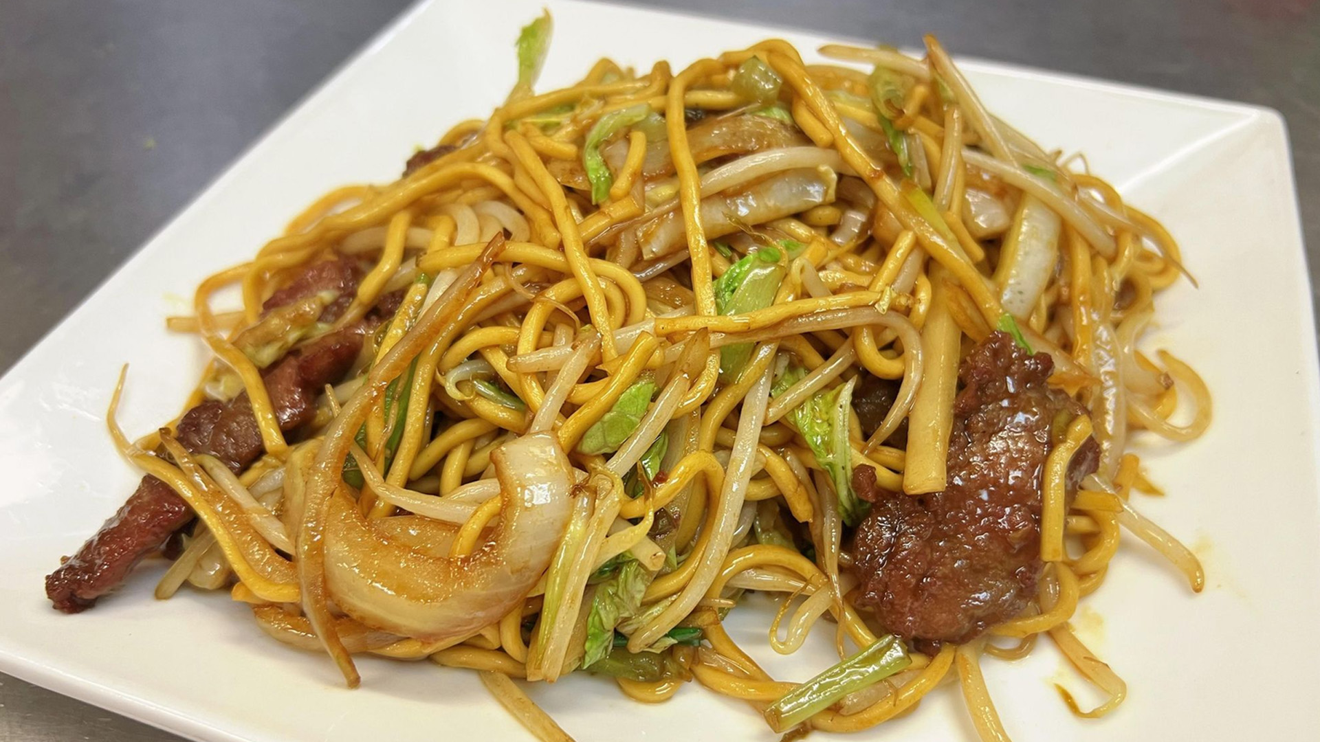 Beef Lo Mein at Ginger Garden, Chinese Restaurant in Marlborough