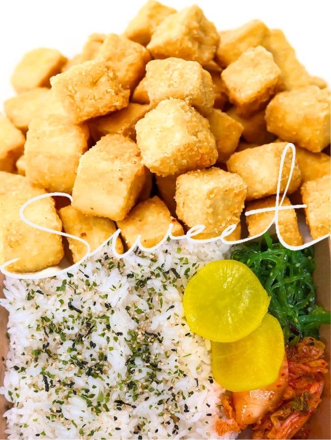 Crispy fried tofu rice bento with assorted side pickles at Goomo Tea, a Bubble Tea Store in CA