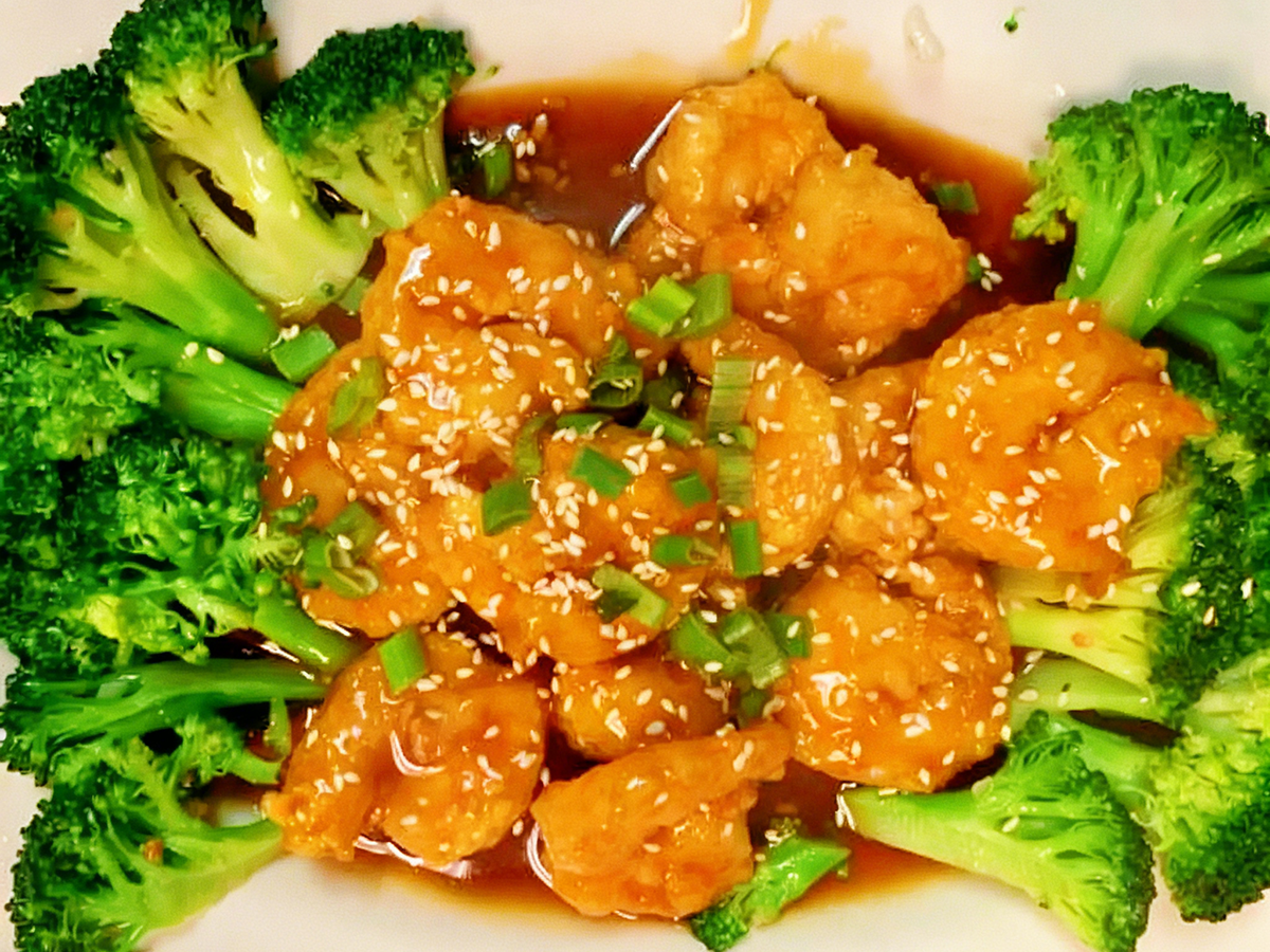 Crispy fried shrimp tossed in a sweet and nutty sesame sauce at Gourmet House，a Chinese Restaurant in Algonquin
