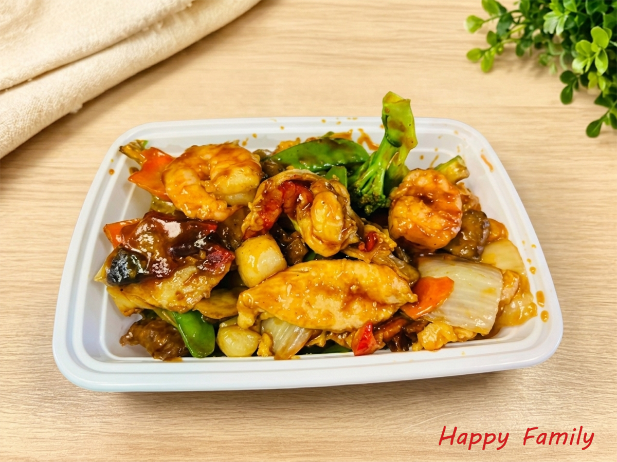 Mixed seafood meat stir-fry at Great Wall Chinese Restaurant, a Chinese Restaurant in Canandaigua