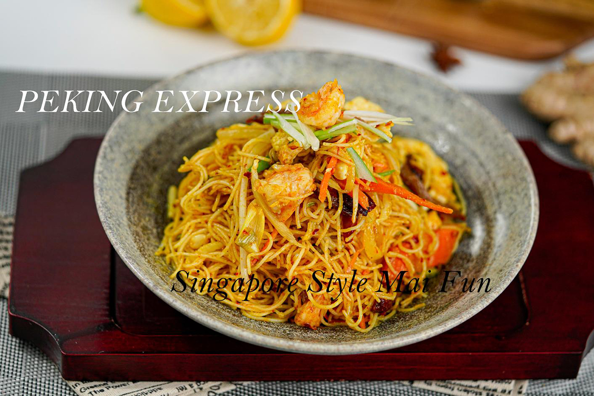 Singapore Style Mai Fun at Peking Express，a Asian Restaurant in South Ozone Park