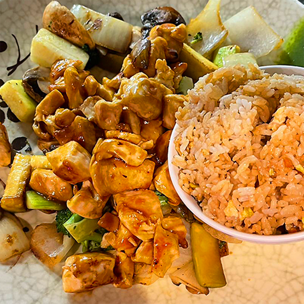 Teriyaki chicken at Hibachi of Sakura，a Japanese Restaurant in Ocala