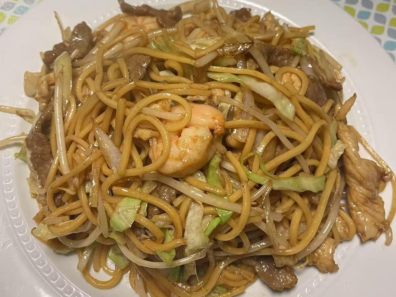 House special lo mein with shrimp, beef and veggies at Hong Kong Garden Restaurant, a Chinese restaurant in Anacortes