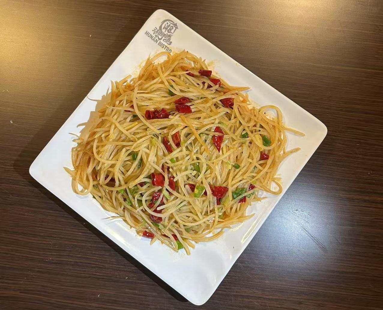 Hot and sour shredded potato