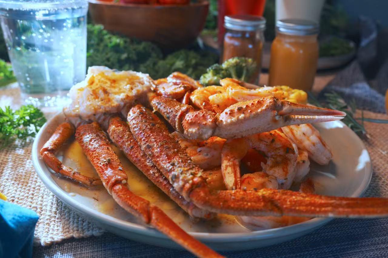 Crab Legs and Shrimp Platter at Hutto Seafood Wings Seafood Restaurant in Irmo, South Carolina