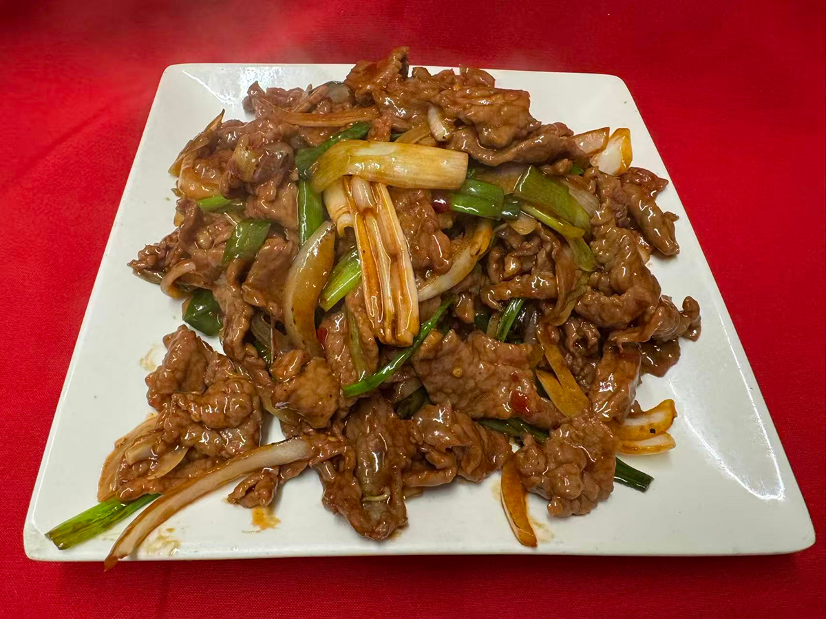 Beef and Scallions Stir Fry at North China Restaurant，a Chinese Restaurant in Santa Maria