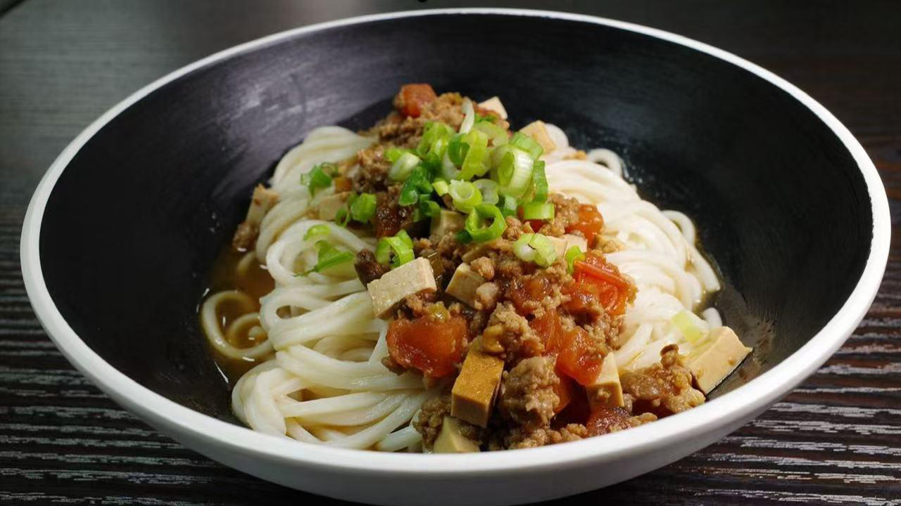 Noodles with minced pork at Jia Yan Dumpling Chinese Restaurant in Glendora