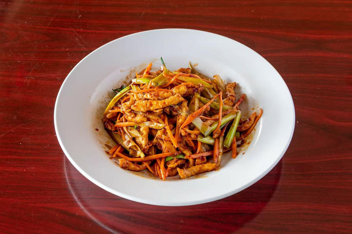 Szechuan Style Shredded Chicken at Jing Xin's Asian Cafe，a Asian Restaurant in Spring