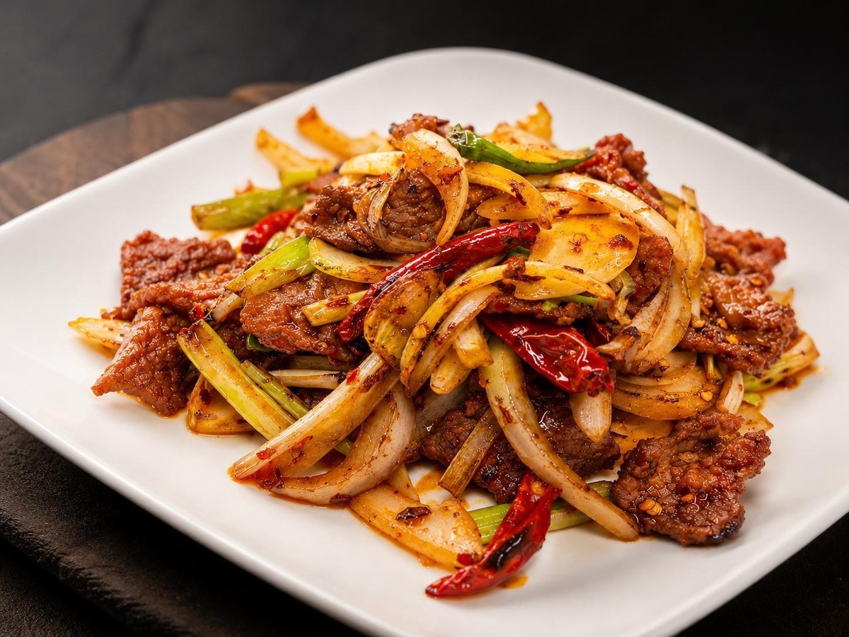 Beef with Onions at J&J Chinese Restaurant, Chinese Restaurant in Issaquah